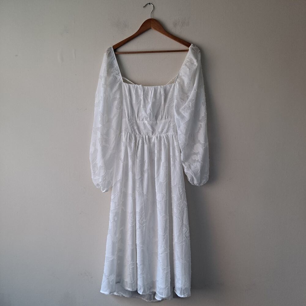 Lulus Flirtatious Nature Dress Floral Jacquard Lace-Up Midi White Women's Size M - Picture 5 of 13